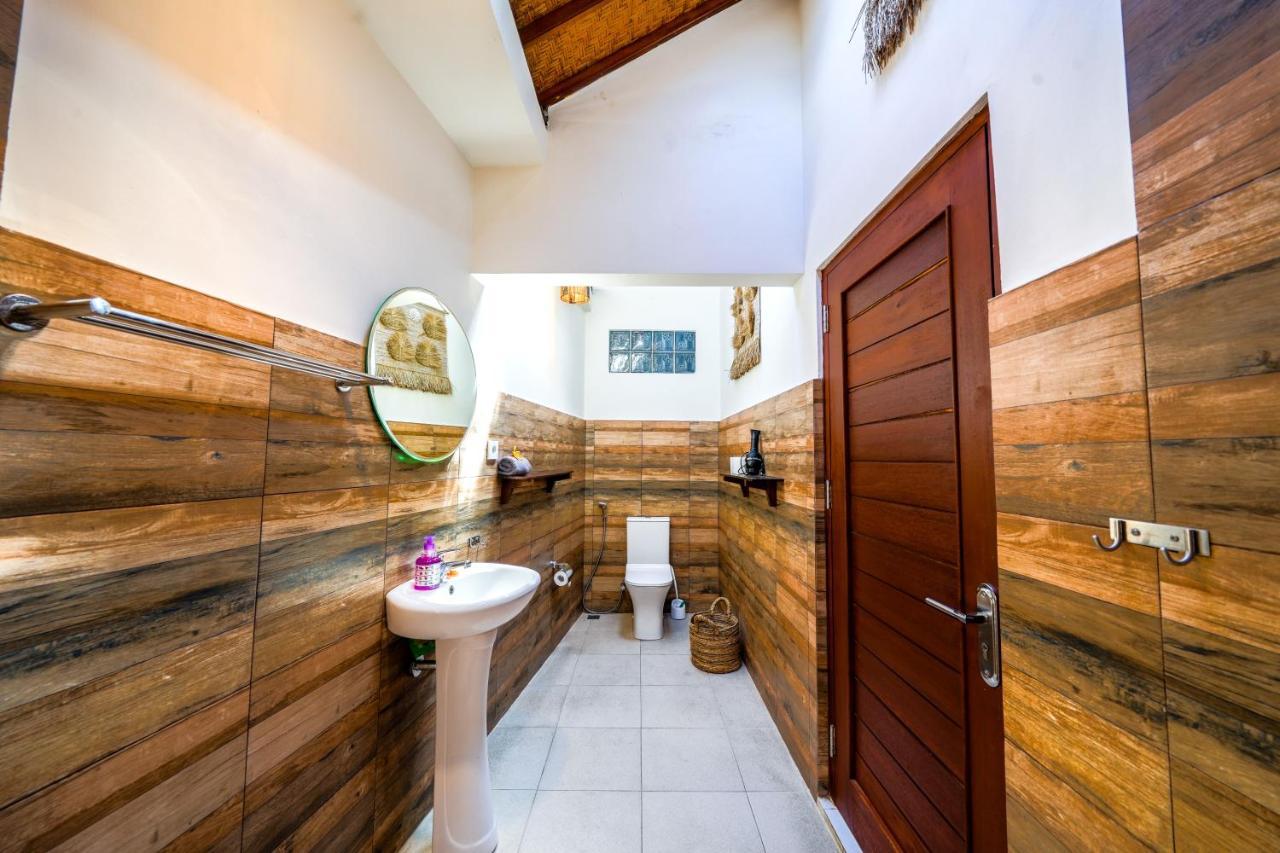 Villa Conor - Legian - Seminyak - 2 Bedroom 2 Bathroom Villa - Great Location Exterior photo